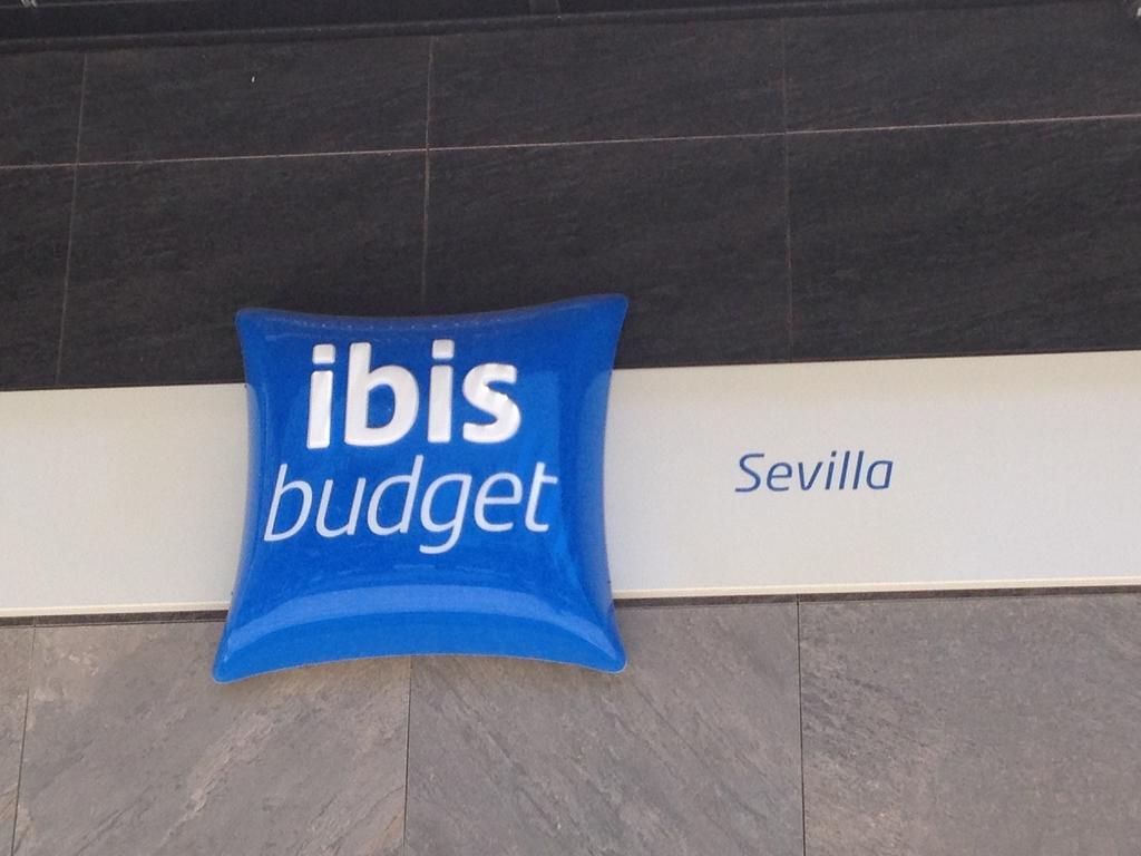 Ibis Budget Sevilla Aeropuerto Eksteriør bilde