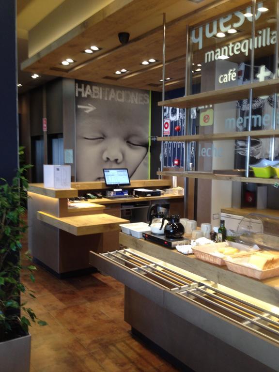 Ibis Budget Sevilla Aeropuerto Eksteriør bilde