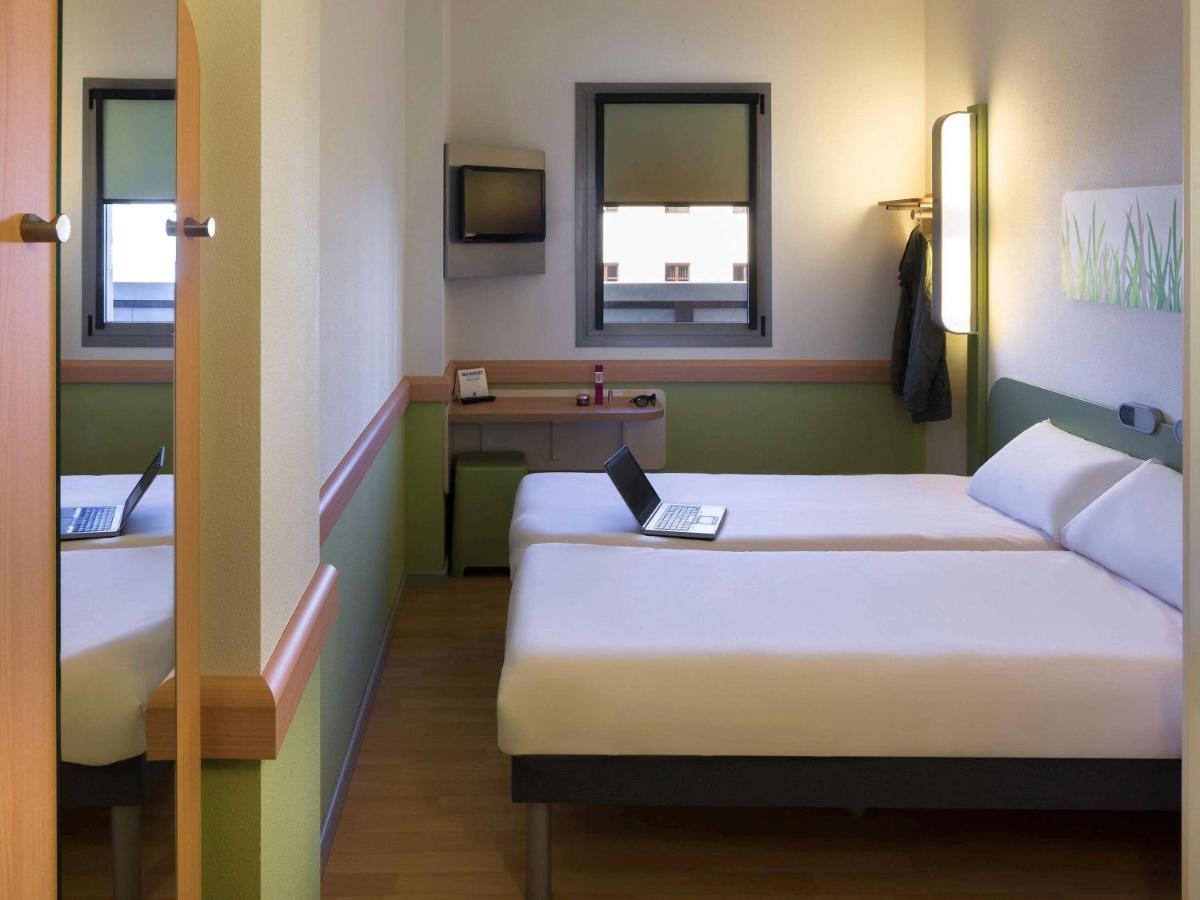Ibis Budget Sevilla Aeropuerto Eksteriør bilde